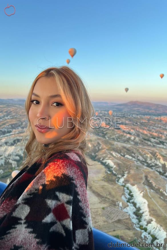 Imagem da acompanhante Alice Ayres