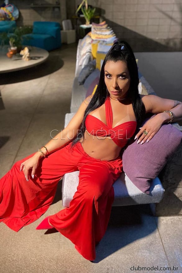 Imagem da acompanhante Luiza Meirelles