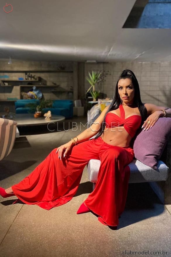 Imagem da acompanhante Luiza Meirelles