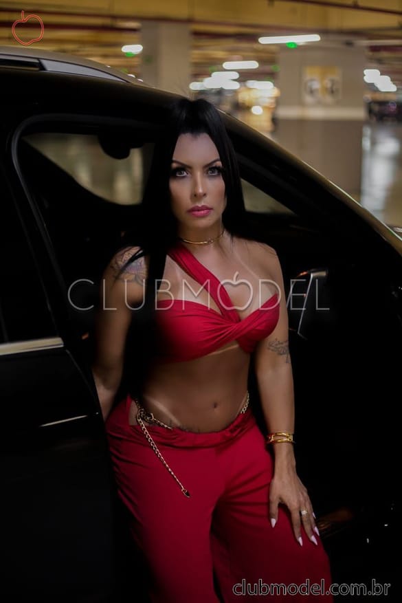 Imagem da acompanhante Luiza Meirelles