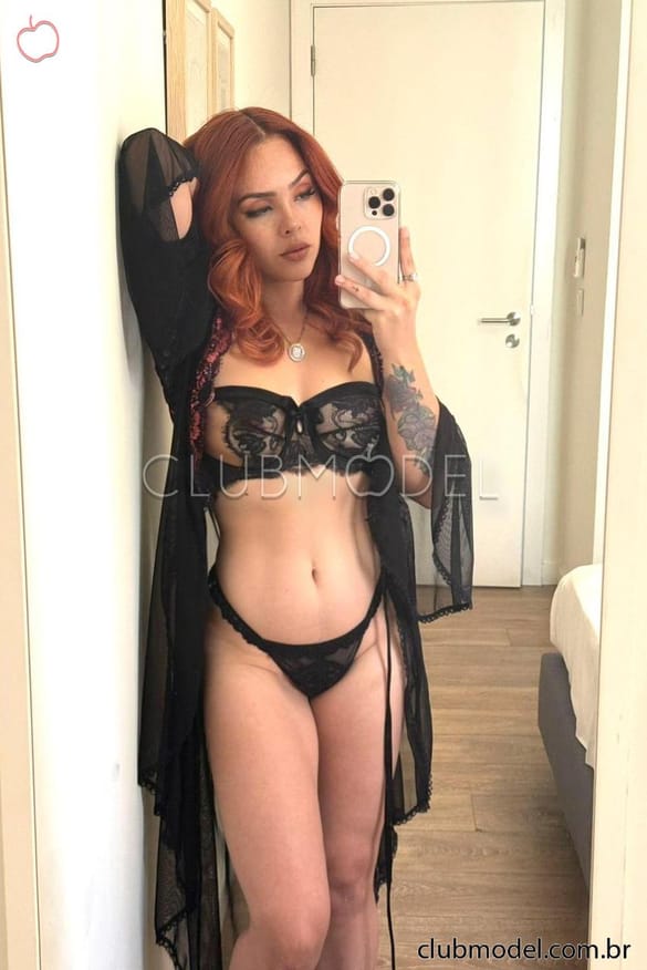 Imagem da acompanhante Maya Mello