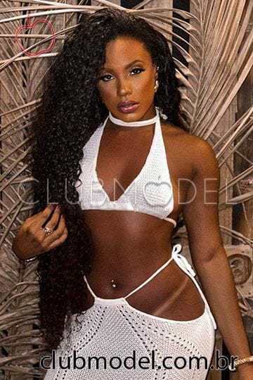 Imagem da acompanhante Yris Queiroz